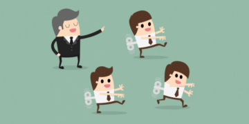 कैसे निपटें कंट्रोल फ्रीक व्यक्तियों से?