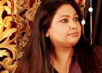 कहानी, एक बिन ब्याही मां की