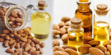दमकती हुई त्वचा के लिए बादाम के तेल से कर लें दोस्ती
