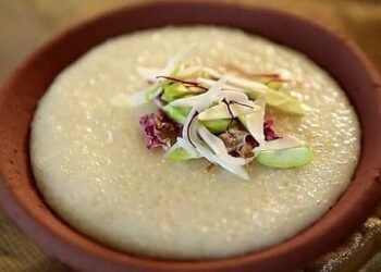 लंच का समापन करें स्वादिष्ट डिज़र्ट फिरनी से, यहां मिलेगी इसकी रेसिपी