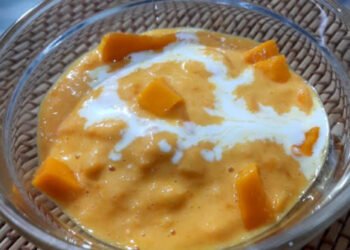 केवल तीन इन्ग्रीडएंट्स से बनाएं स्वादिष्ट डिज़र्ट-मैंगो क्रीम