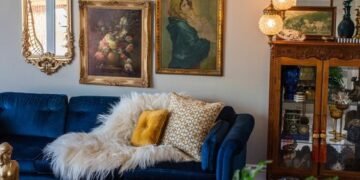 क्या आपको बड़े, सजीले, विंटेज आईनों से घर सजाना पसंद है?