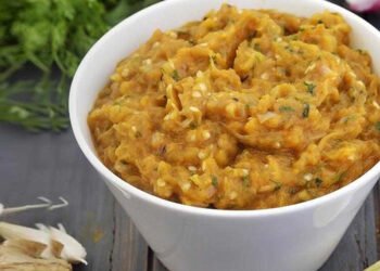 बैंगन की खट्टी-मीठी चटनी