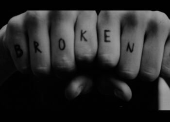 रिश्तों में बेवफ़ाई से कैसे निपटना चाहिए?