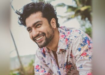 फ़्लोरल प्रिंट्स पहनने से पहले जान लें इसके कायदे