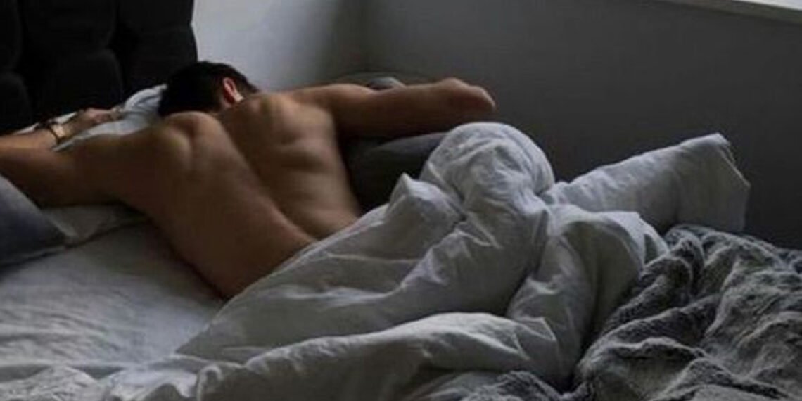 …पर पुरुषों को चाहिए कि प्रोन मैस्टर्बेशन से बचें!