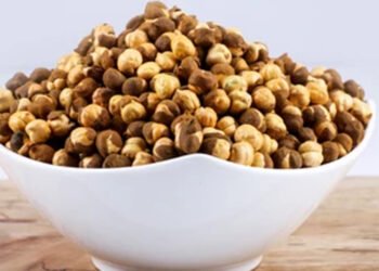 चना फुटाना: कौड़ीभर की चीज़, जो देती है लाखों के फ़ायदे
