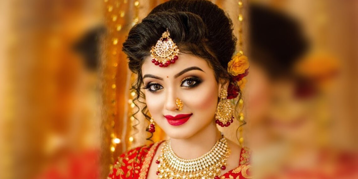 पांच ट्रिक्स, जो मेकअप लुक को अगले स्तर पर पहुंचा देंगी