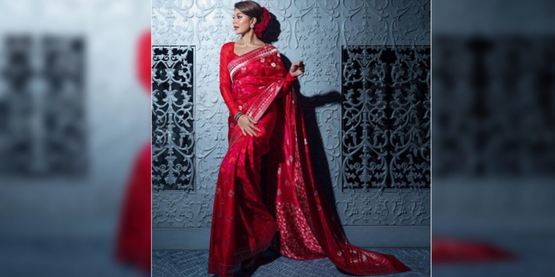 त्यौहार: परंपरा और परिधान वही, पर जश्न का अंदाज़ नया