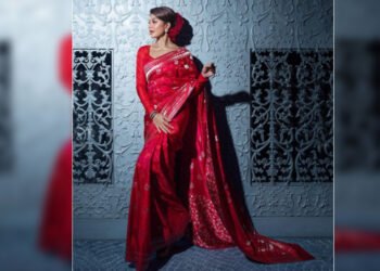 त्यौहार: परंपरा और परिधान वही, पर जश्न का अंदाज़ नया