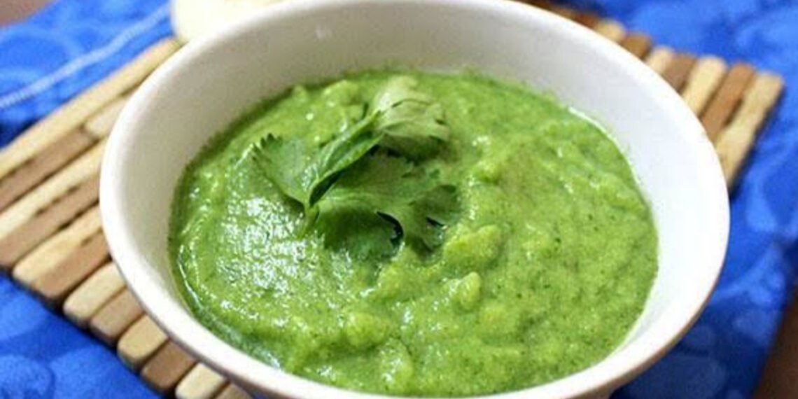 हर व्यंजन का स्वाद बढ़ा देगी अमरूद की ये खट्टी-मीठी चटनी