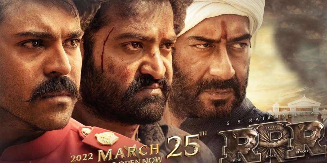 आरआरआर: पूरी भव्यता के साथ यह सिम्पल संदेश दे जाती है कि हर हाल में इंसानियत का ज़िंदा रहना ज़रूरी है