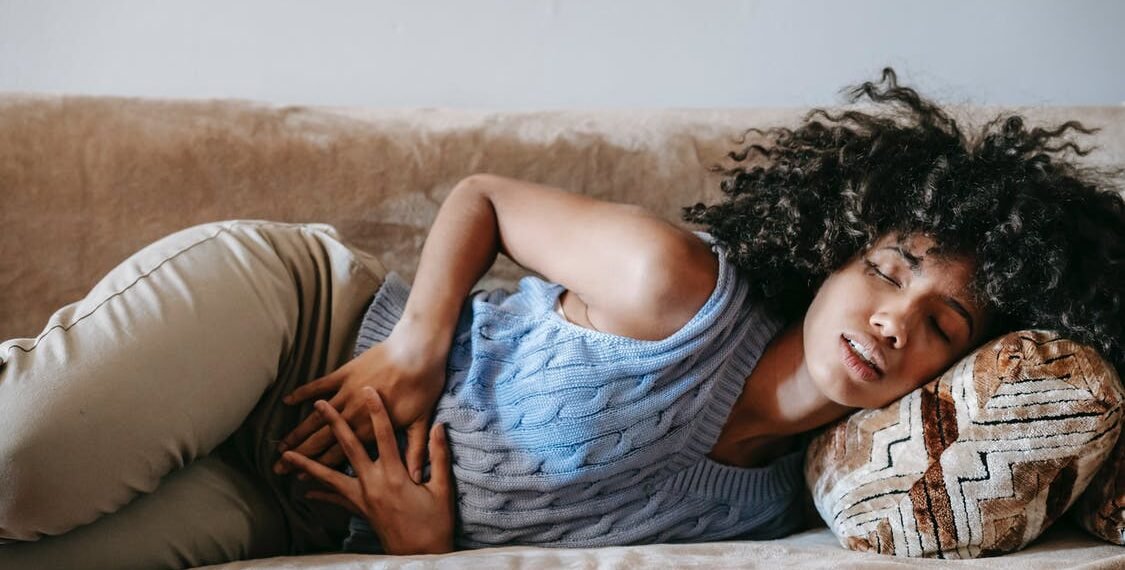 घरेलू नुस्ख़े, जिनसे पीरियड्स को नियमित करने में मदद मिलती है