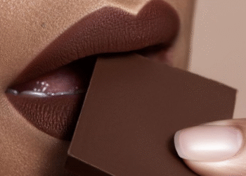 brown-lipstick