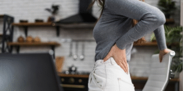 सायटिका में आराम देते हैं ये योगासन